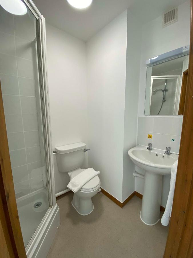 Regency Hall Smart Cheltenham Ensuite Rooms B Exterior photo
